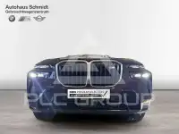 2023 BMW X7