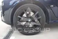 2023 BMW X7