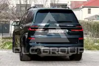 2023 BMW X7