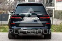 2023 BMW X7
