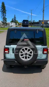 2023 Jeep WRANGLER