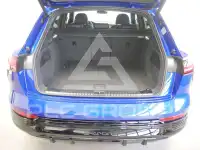 2023 Audi Q8