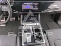 2023 Audi SQ8