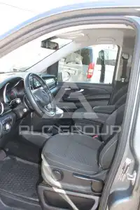 2023 Mercedes Benz V 220
