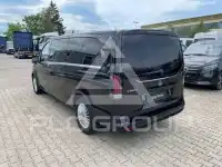 2025 Mercedes Benz V 300