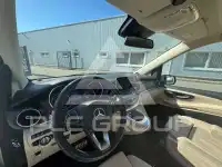 2023 Mercedes Benz V 300