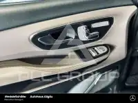 2023 Mercedes Benz V 300