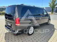 2023 Mercedes Benz V 300