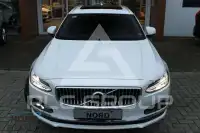 2023 Volvo V90