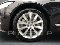 2023 Volvo V90