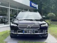 2023 Volvo V90
