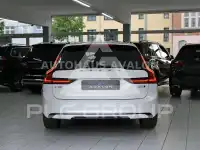 2023 Volvo V90