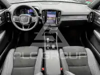 2023 Volvo XC40