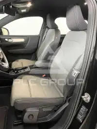 2023 Volvo XC40