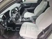 2023 Volvo XC40