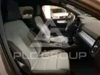 2023 Volvo XC40