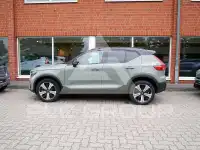 2023 Volvo XC40