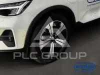 2023 Volvo XC40