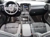 2023 Volvo XC40