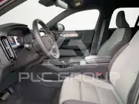 2023 Volvo XC40