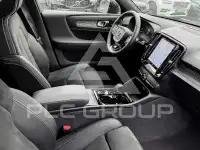 2023 Volvo XC40