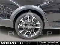 2023 Volvo V90
