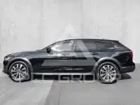 2023 Volvo V90