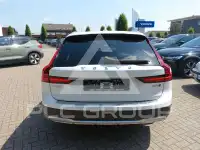 2023 Volvo V90