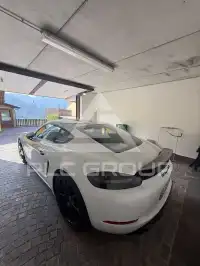 2023 Porsche 718