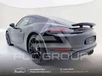 2023 Porsche Cayman