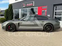2023 Porsche Panamera