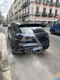2023 Porsche MACAN