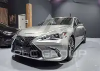 2023 Lexus ES300