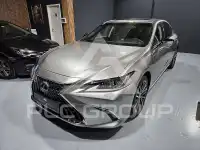 2023 Lexus ES300