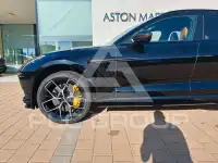 2023 Aston Martin DBX