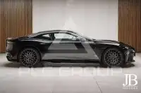 2023 Aston Martin DBS
