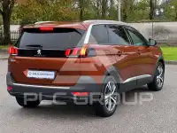 2023 Peugeot 5008