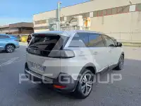 2023 Peugeot 5008