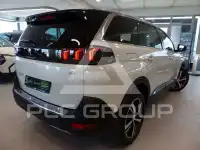 2023 Peugeot 5008