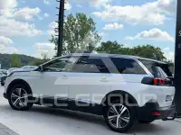 2023 Peugeot 5008