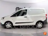 2023 Ford Tourneo
