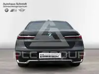 2024 BMW 740