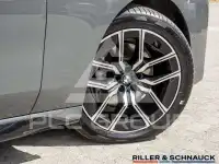 2024 BMW 740