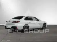2024 BMW 750