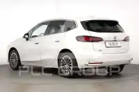 2024 BMW 225