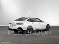 2024 BMW 530