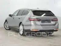 2024 BMW 530