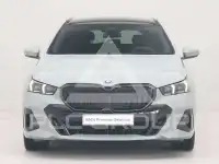 2024 BMW 530