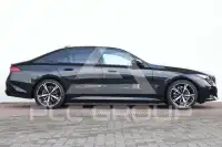 2024 BMW 530