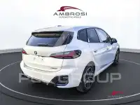 2024 BMW 218
